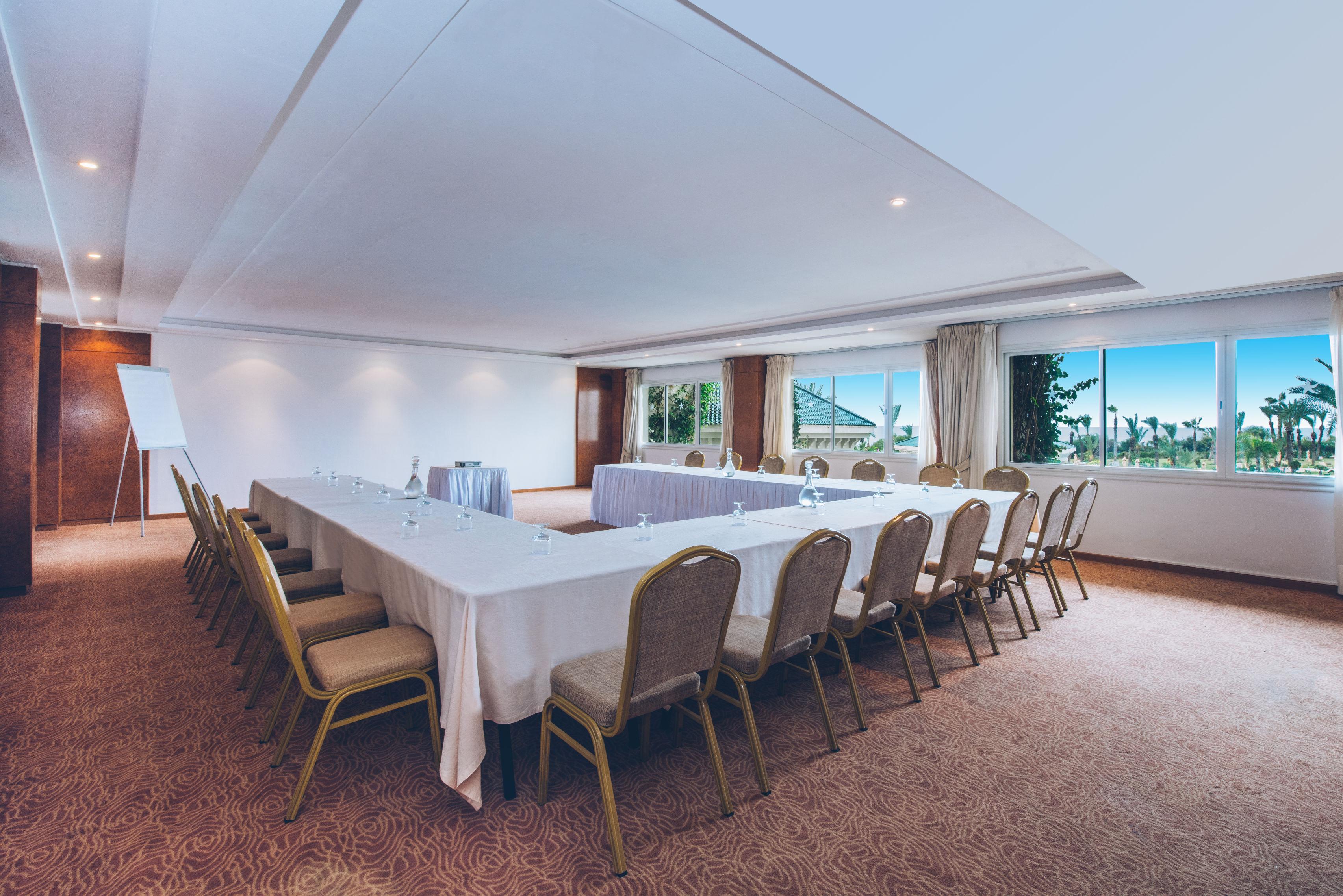 이베로스타 셀렉션 로얄 엘 만수르 마흐디아 외부 사진 Meeting room